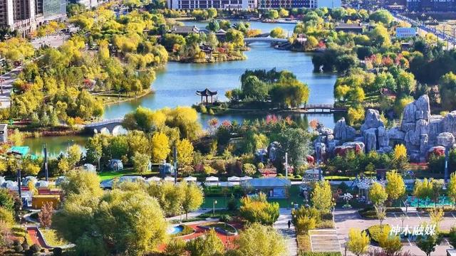 神木滨河新区秋色如画 邂逅诗意生态美景