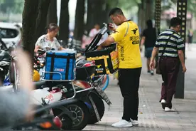 起于流量 挫于运营，抖音集齐本地生活“三板斧” 美团怕了吗？图片