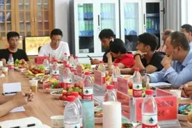 扎根基层做电商 守法创业绽青春——临洮县新联会副会长、甘肃新狄电子商务有限公司总经理杨立青良法善治…图片