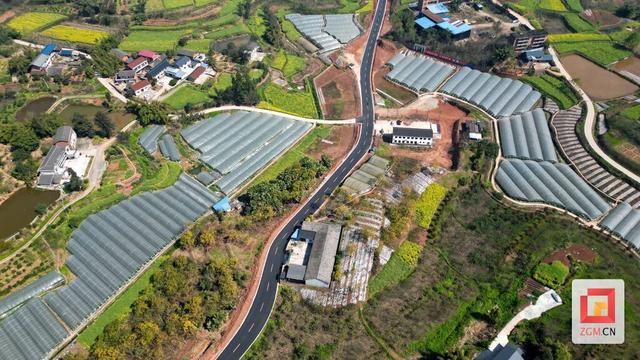 路延山河处 客入盐都来——自贡畅达交通释放文旅新动能