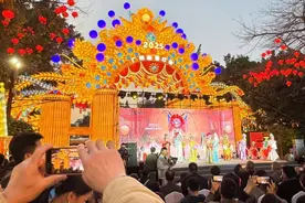 凤冠锦鲤耀羊城，2025广州新春灯会暨广州诗词大会启幕图片