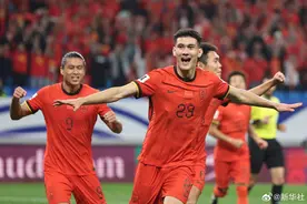 终于赢了！国足2-1击败印尼！取得18强赛小组首胜图片