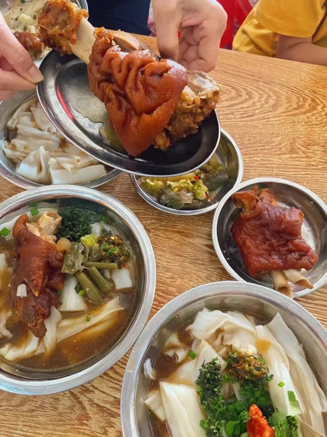 马不停蹄来钦州 | 第二站，“粤港风情街”冲呀！