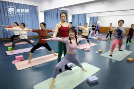 美好生活｜白天上班，晚上学艺，成年版“少年宫”成了新宝藏图片