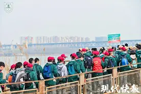 南京少年行走长江沿线，感受历史与自然的“共振”图片