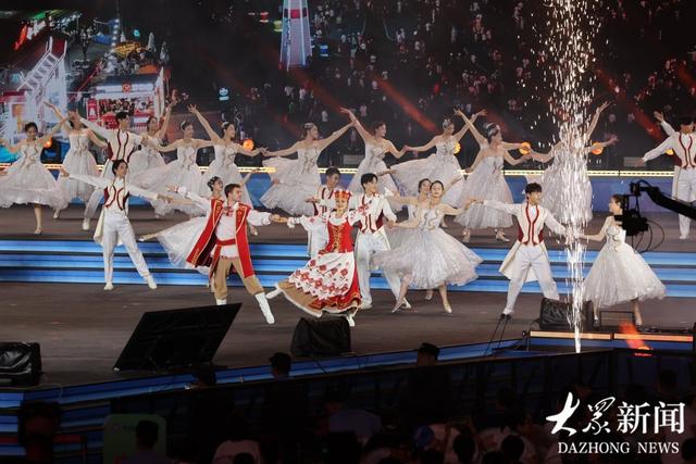 文化体验烟火时尚：第35届青岛国际啤酒节嗨起！