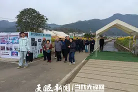 春风送暖映初心 银龄共话新发展——绥阳县委组织部组织离退休干部开展重大项目和农业农村生产考察图片
