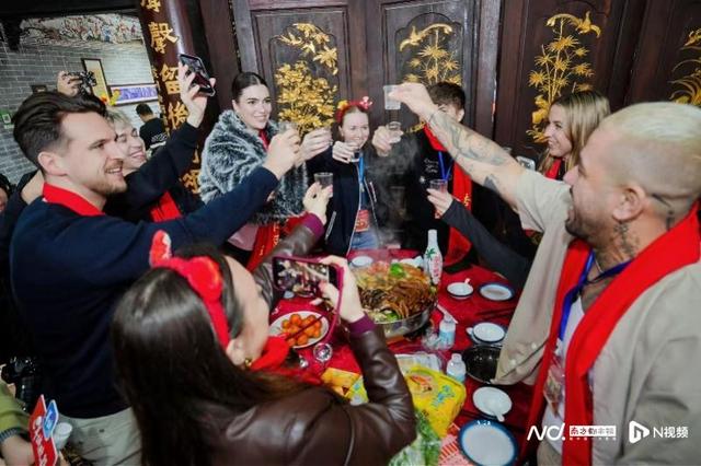 元宵节，70位国际友人走进杨箕村体验广府年味