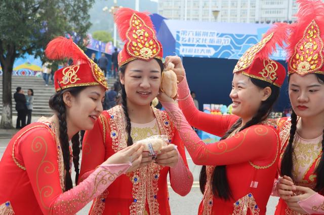 “诸葛亮”携夫人来啦！襄阳亮相荆楚乡村文化旅游节