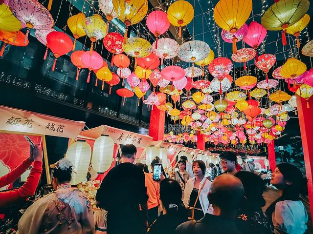 中国经济信心说丨前三季度GDP增长5.2%，这“稳稳的幸福”来之不易