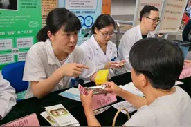 复旦药师：别再谈“激素”色变，过敏性鼻炎该用还得用图片