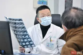 糖尿病患者咯血500毫升引窒息，同济医院呼吸内科介入治疗化危机图片