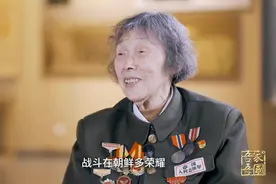 15岁参军，亲历上甘岭炮火！她说“不上光荣簿就涂烈士碑”！图片