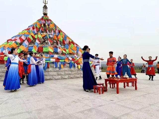 国庆首日直击：全城都是音乐节现场，这也太过瘾了！