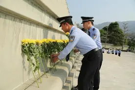 仁和公安开展清明节主题祭奠活动图片