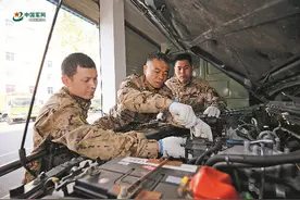武警河南总队充分发挥骨干作用带动年轻官兵成长图片