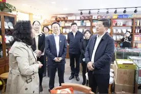 建设银行支持小微企业融资协调工作机制专班在云南开展“千企万户大走访”图片