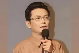 金嗓子沉寂，周星驰：永远怀念图片
