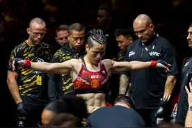 6捧UFC金腰带比肩乔安娜并列历史第一！张伟丽已登峰造极图片