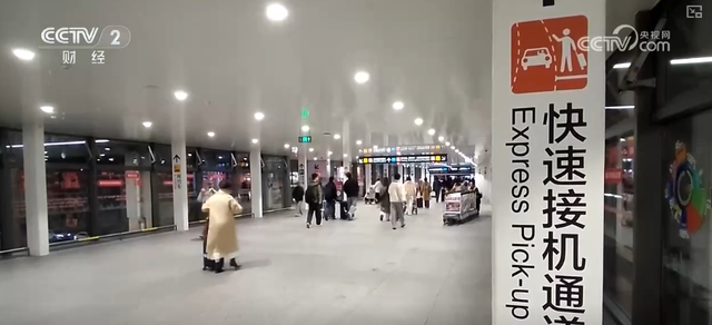 精细化贴心服务上“新” “冰雪经济”火热文旅市场“热气”升腾