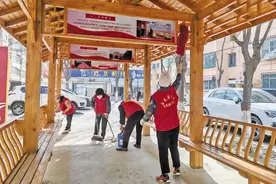 西花园社区有支大爷大妈志愿服务队 每天巡逻是小区里的“流动摄像头”图片