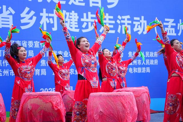 健步打卡老家莫沟 晋豫800人燃动4A乡村