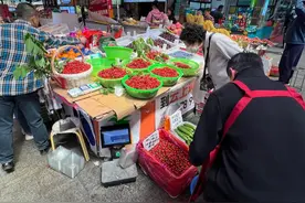 “樱桃季”来啦，开炫！青岛本地樱桃大量上市，销售火爆图片