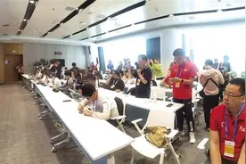 2024兰州马拉松赛后新闻发布会召开图片