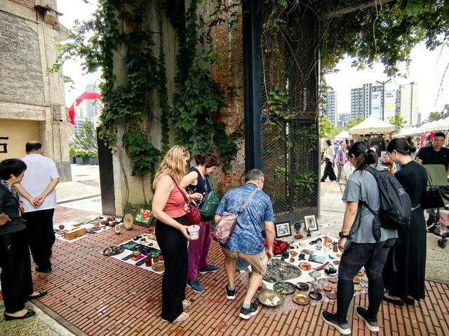 “NEED！中车跳蚤市场”开市！假期首日客流量超1000人次