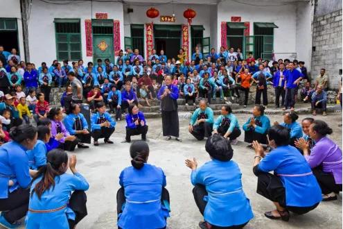 八桂大地起欢歌 多彩节庆引客来