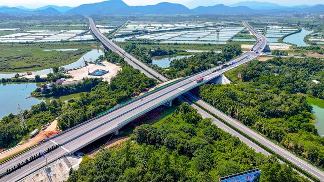 安徽建工路桥打造青阳交旅融合新动脉
