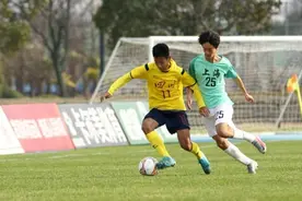 观察：金元足球毁了中国职业联赛，但高收入是家长让孩子踢球最朴素的理由！图片