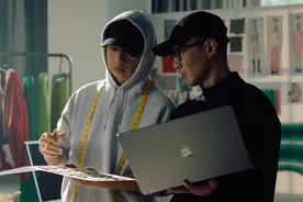 从0粉到类目榜前列，两个设计师的“轻潮牌”出圈记图片