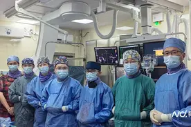 六旬患者二尖瓣生物瓣衰败，广东专家用微创手术替代二次开胸图片