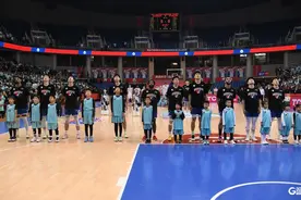 时隔三个赛季再进八强！青岛国信男篮主场大胜浙江图片