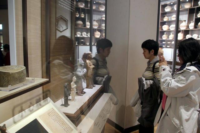 江苏苏州：博物馆里过大年