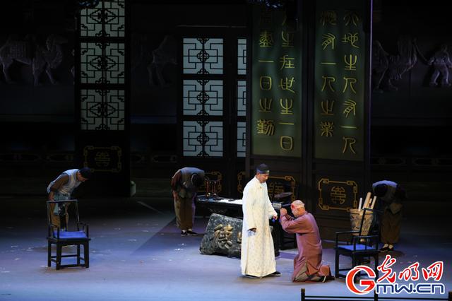 话剧《立秋》明星版在北京上演
