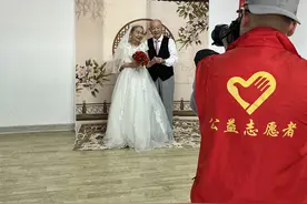 退役军人圆“婚纱梦” 石洞街道定格“不老爱情”图片