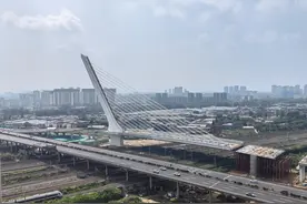 全国首例！成都这座桥两小时完成完美“转体”图片