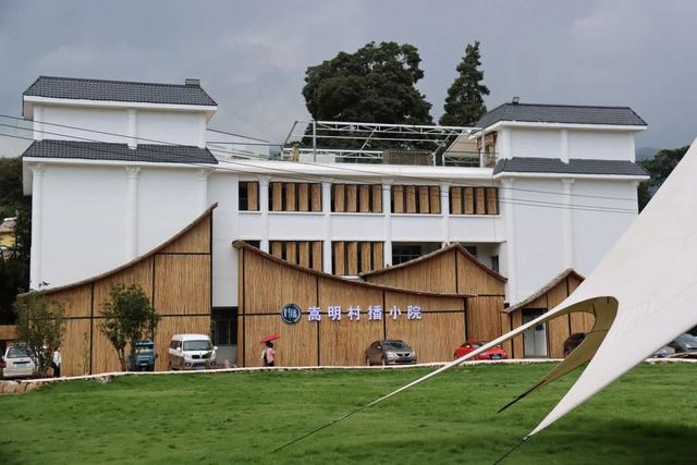 旅居云南·入昆第一站丨嵩明旅居缘何双双“上榜”？