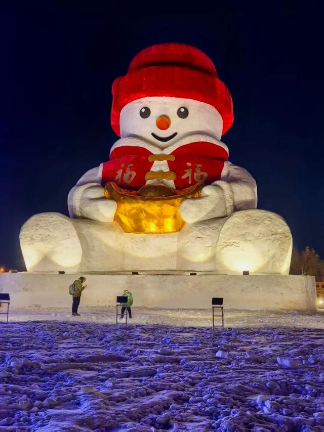 哈尔滨雪人天团营业，把冬天甜成棉花糖