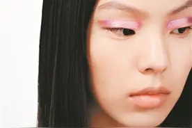 流行底妆：“云朵肌”大热图片