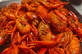 端午假期新玩法：奔赴产地吃小龙虾，潜江、盱眙酒店预订同比增三成图片