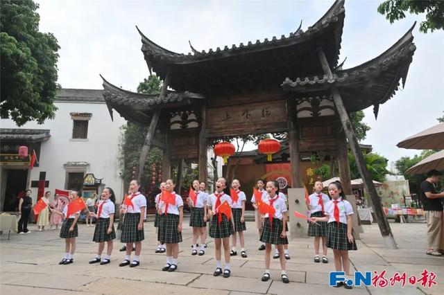 国庆长假第一天，福州超红！文旅超热！
