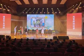 武汉391个“爱心托管班”有效缓解假期看护难图片