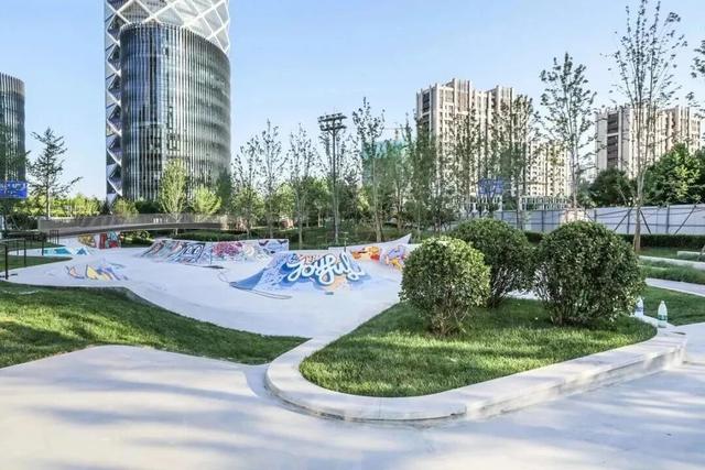 别想了，这个周末就在东湖见面！