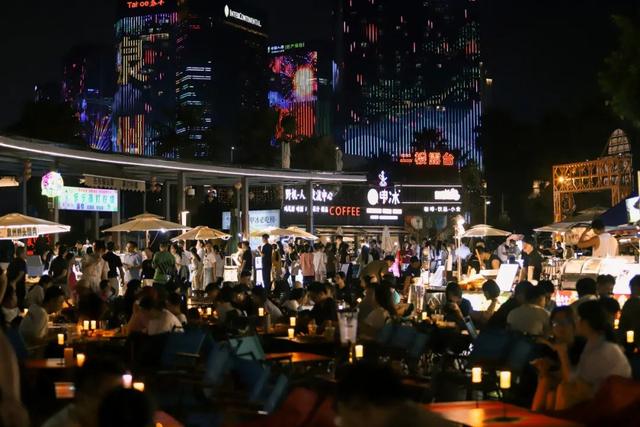 丰泽的夜，藏着江风与烟火的私语……