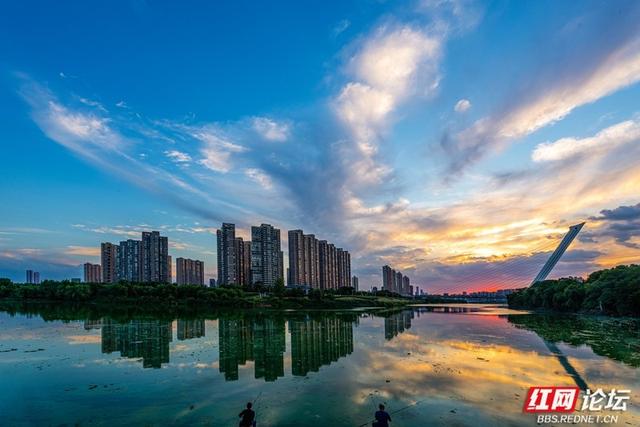谁说城市没有浪漫？来看一场浏阳河畔日落吧