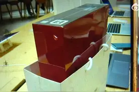 骑手因包装破损被华为店索赔1.5万进展：三千元赔款已退还图片