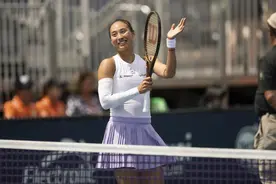 郑钦文2-0击败克鲁格 首进迈阿密站八强图片